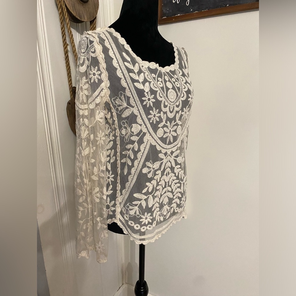 Cottagecore white floral lace layering top